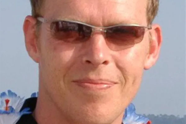 Glenn Standring