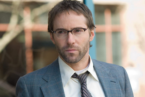 Alessandro Nivola
